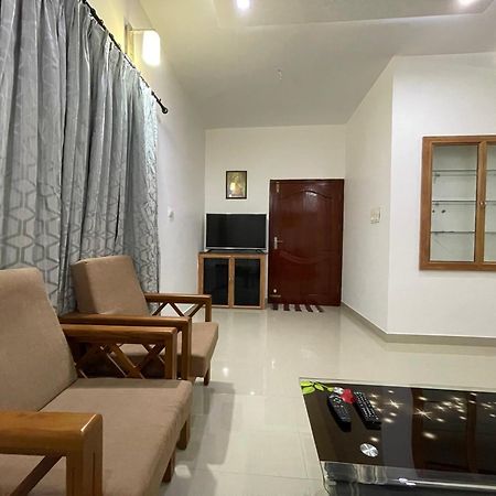 Tripunithura Dream Home Kochi מראה חיצוני תמונה
